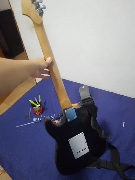 Guitarra Elétrica Stratocaster - Foto 2