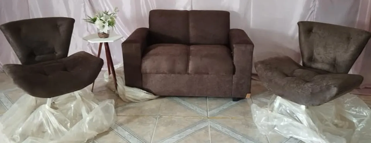Kit de sofá c poltrona