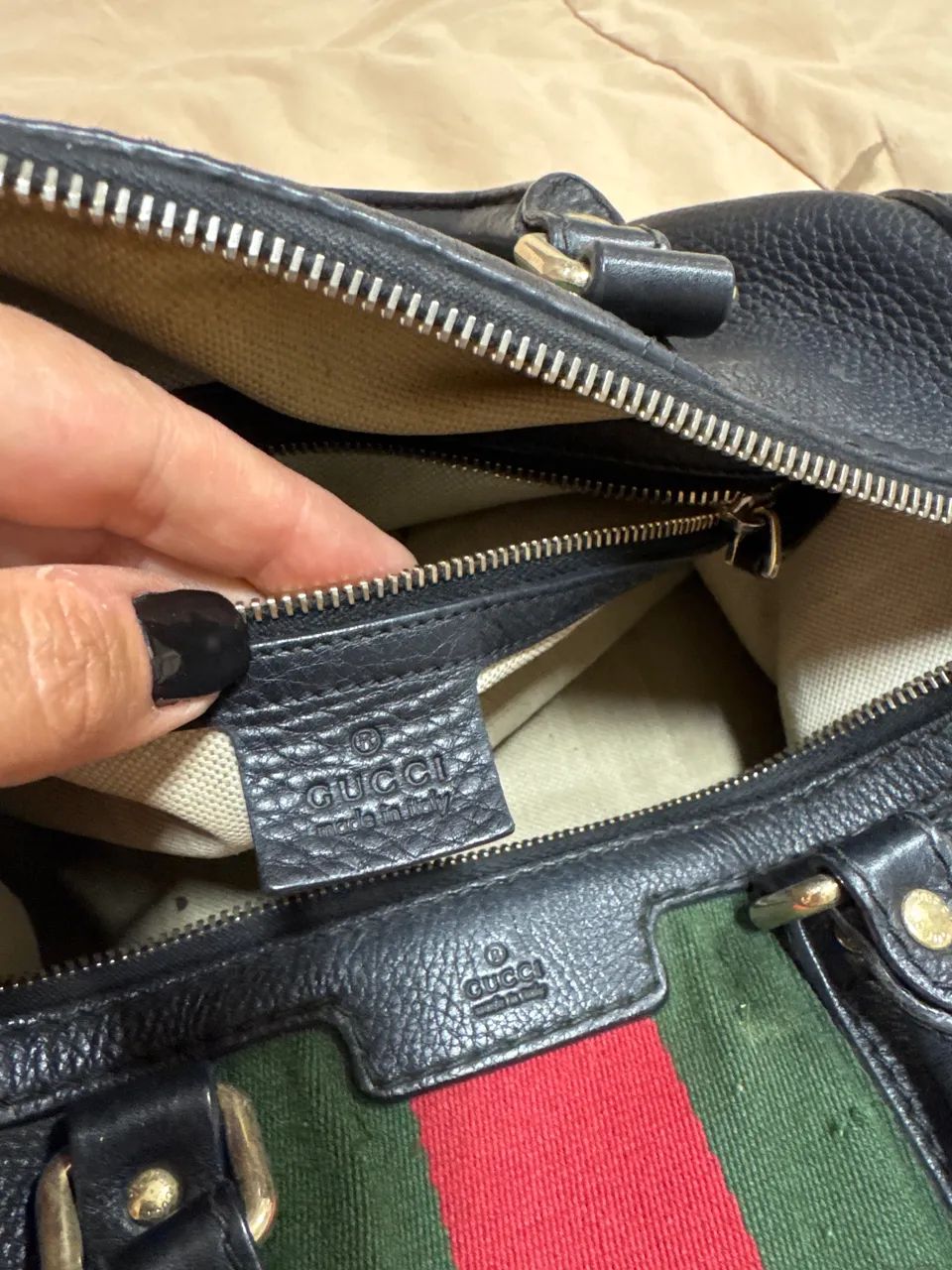 Bolsa Gucci Boston - Foto 2