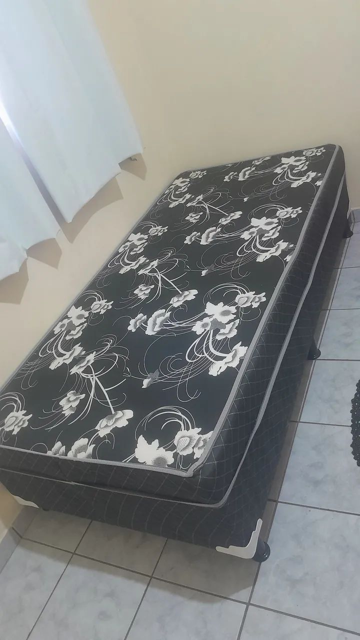 Base de Cama Box solteiro com Desenho Floral