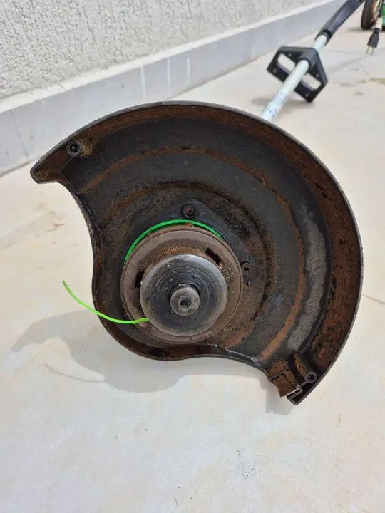 Aparador de grama Master 1000 Plus 1000 W 220 V - Foto 3