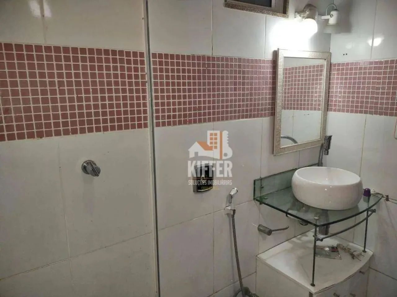 Sobrado à venda, 244 m² por R$ 650.000,00 - Coelho - São Gonçalo/RJ - Foto 4