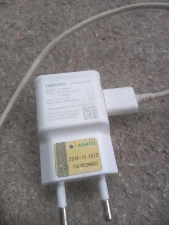 Carregador Samsung original em pleno funcionamento