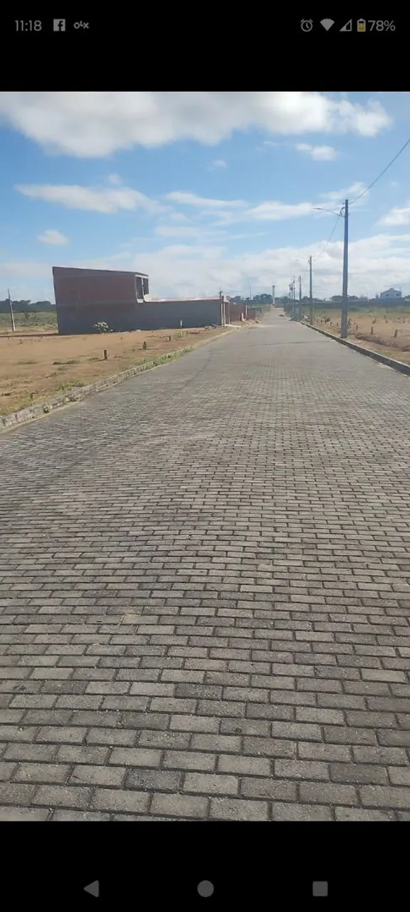 2 terrenos juntos ideal para galpão e estabelecimento comercial ou uma casa grande