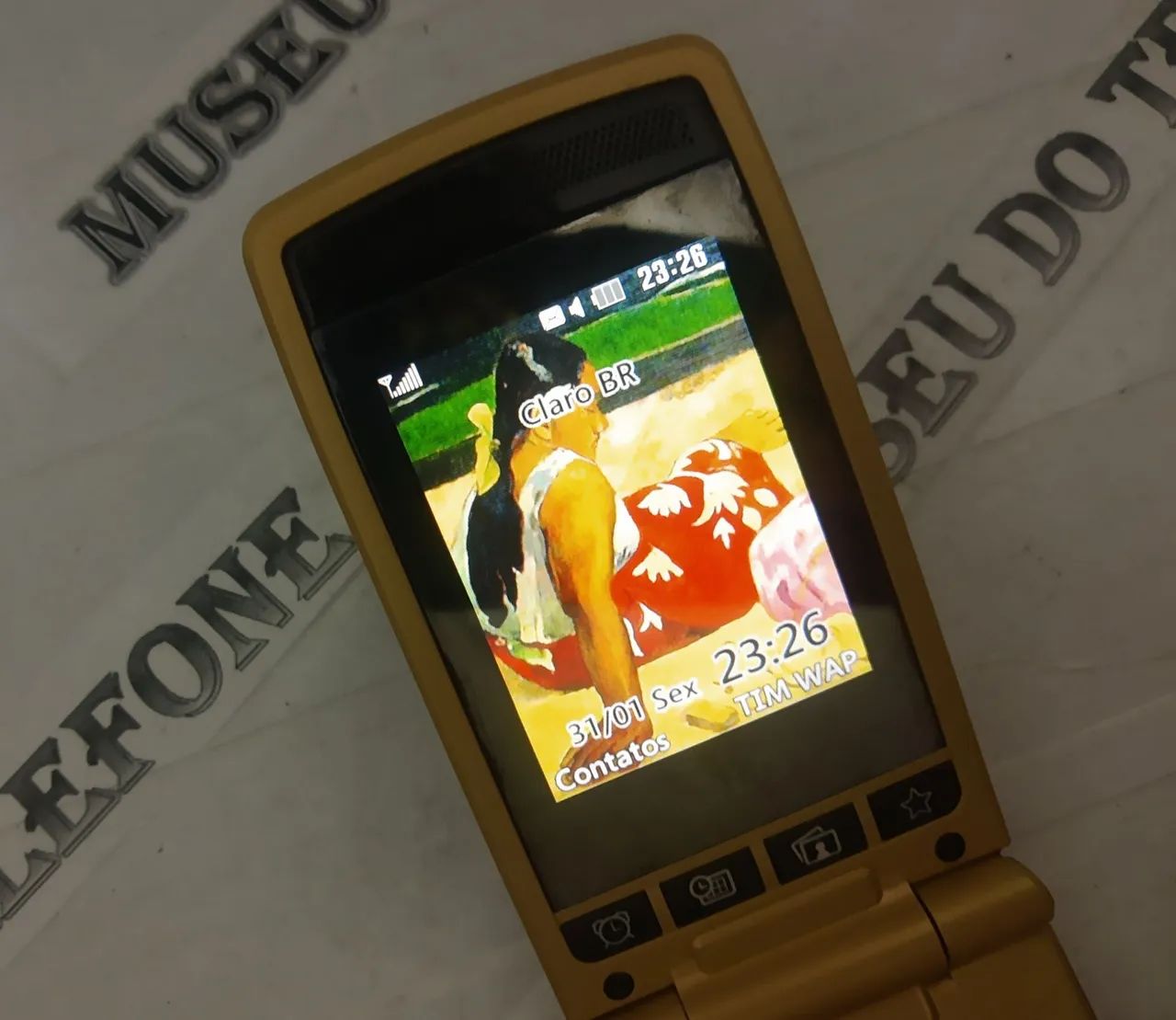 LG kF300 dourado Flip celular antigo RELÍQUIA funcionando  - Foto 6