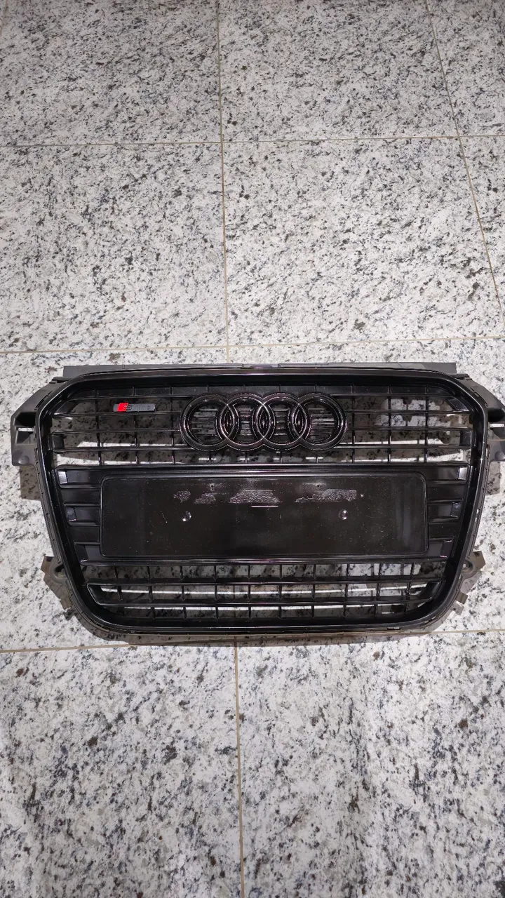 Grade Dianteira Audi A1 2011 2012 2013 2014 2015