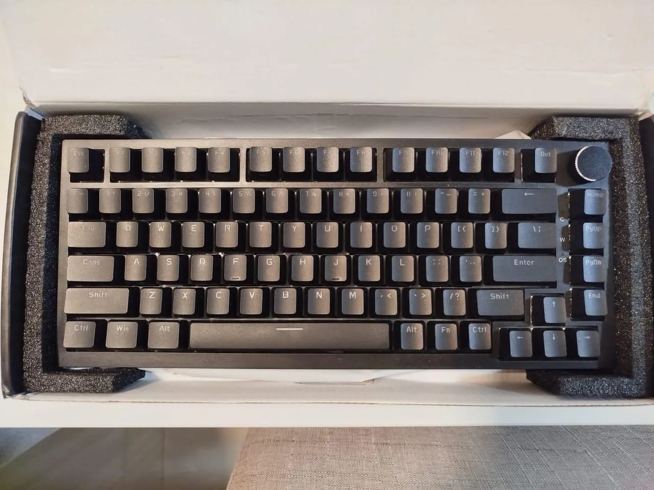 Teclado Mecânico AJAZZ AK820