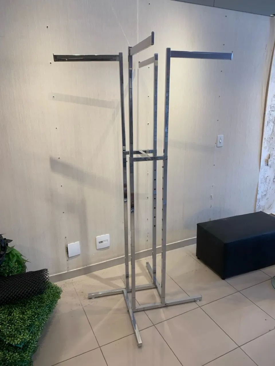 Arara para Roupas 360° Cromada 4 braçoso - Foto 3