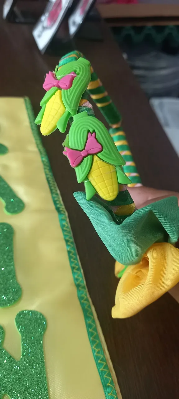 Faixa e tiara rainha do milho para festa junina