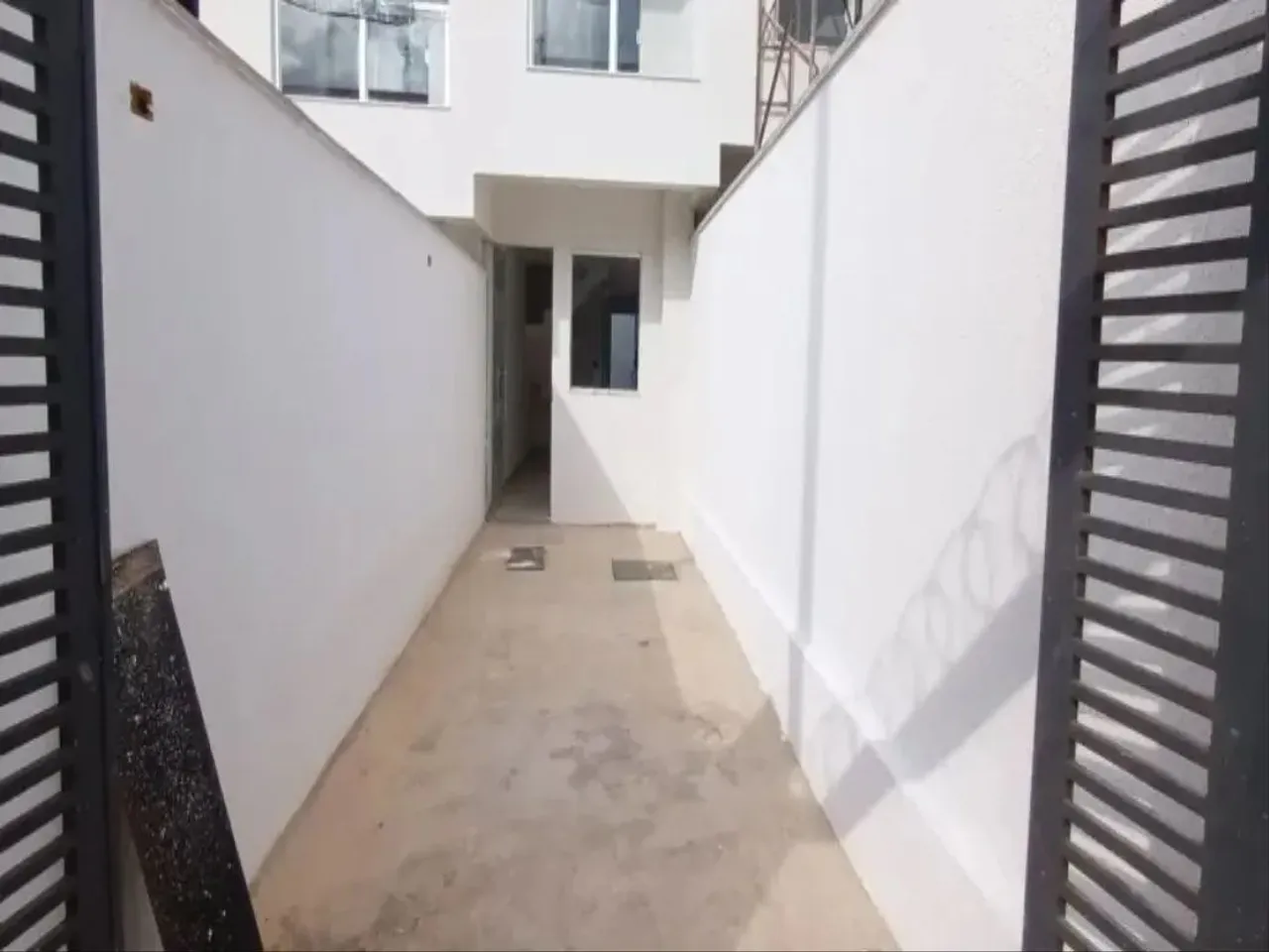 Venda - CASA GEMINADA - FLORAMAR BELO HORIZONTE MG
