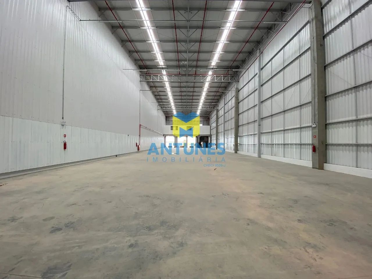 Alugue galpão em Condomínio 2.054m², em Prazeres. Com 04 docas, BR-101 - Foto 8