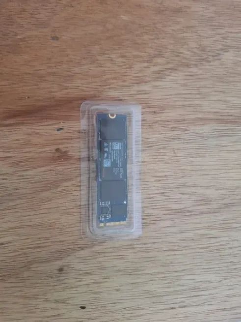 SSD Sandisk Plus - 250GB, NVMe, M.2 2280 - Foto 2