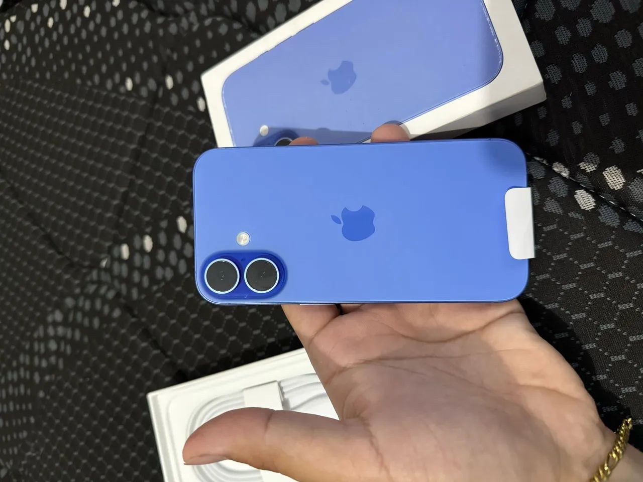 Iphone 16 ultramarine 128gb - Foto 3