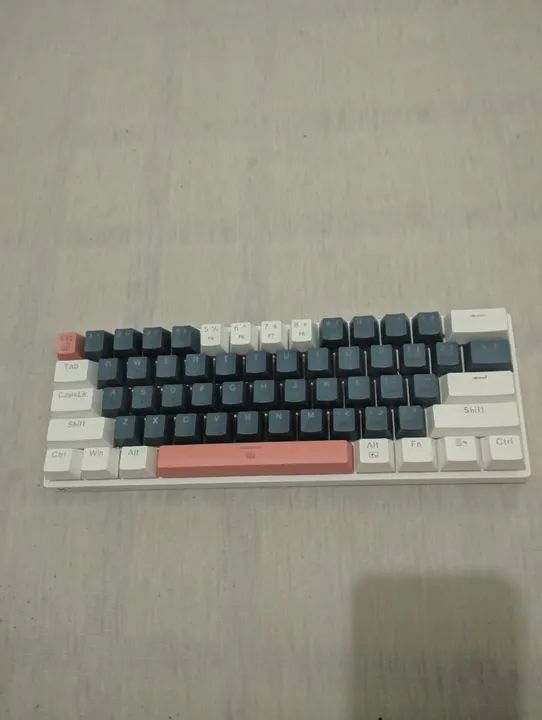 Teclado Mecânico machenike k500 60% switch red