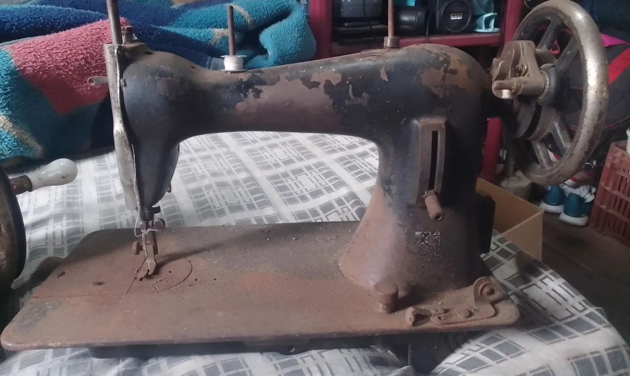 Máquinas de costura antiga 