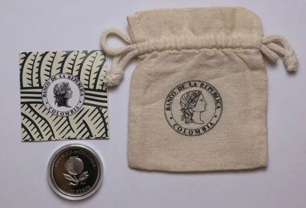 MOEDA 10.000 PESOS DA COLÔMBIA  - Foto 5