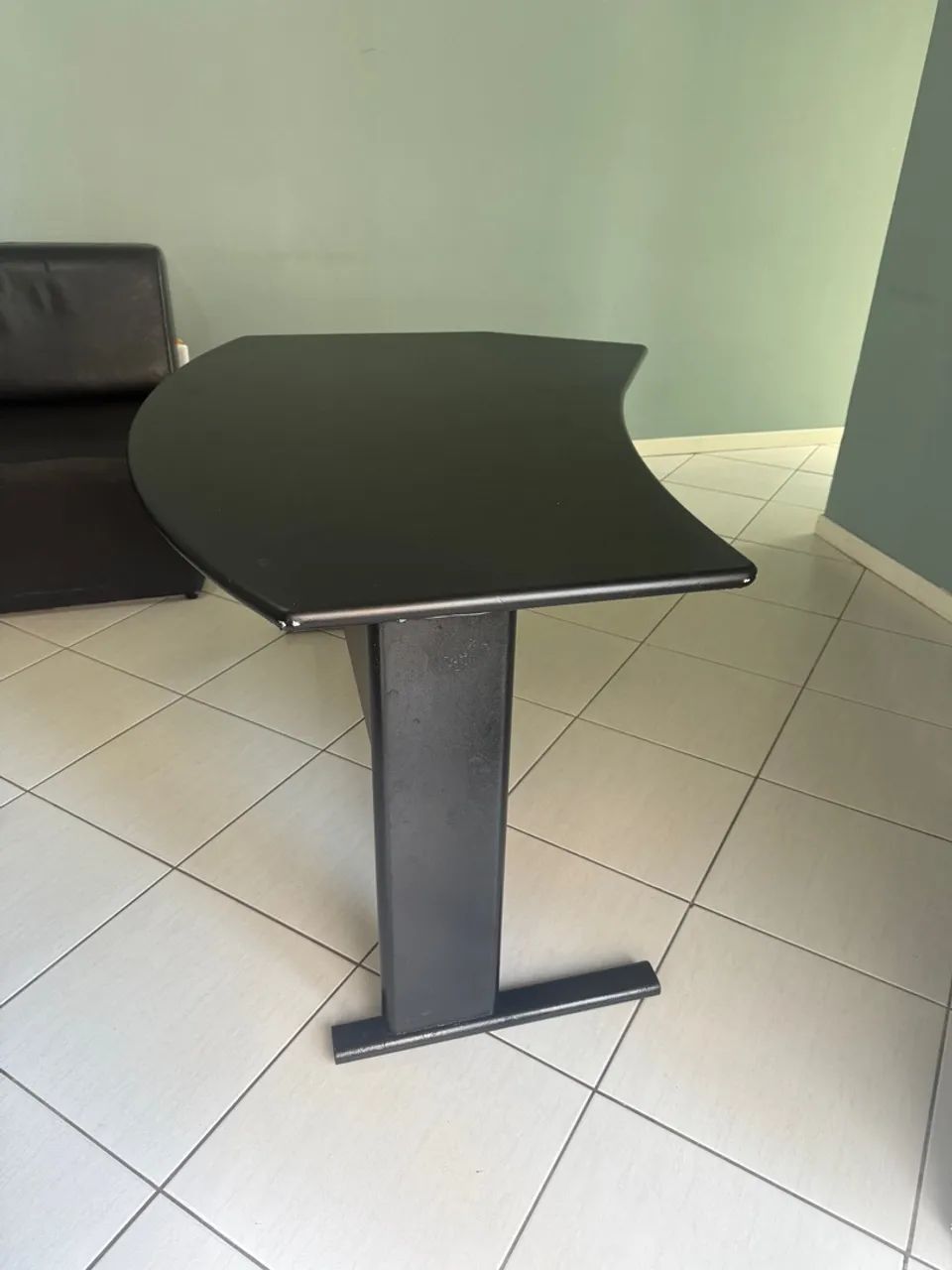 Black Desk64168518354433122