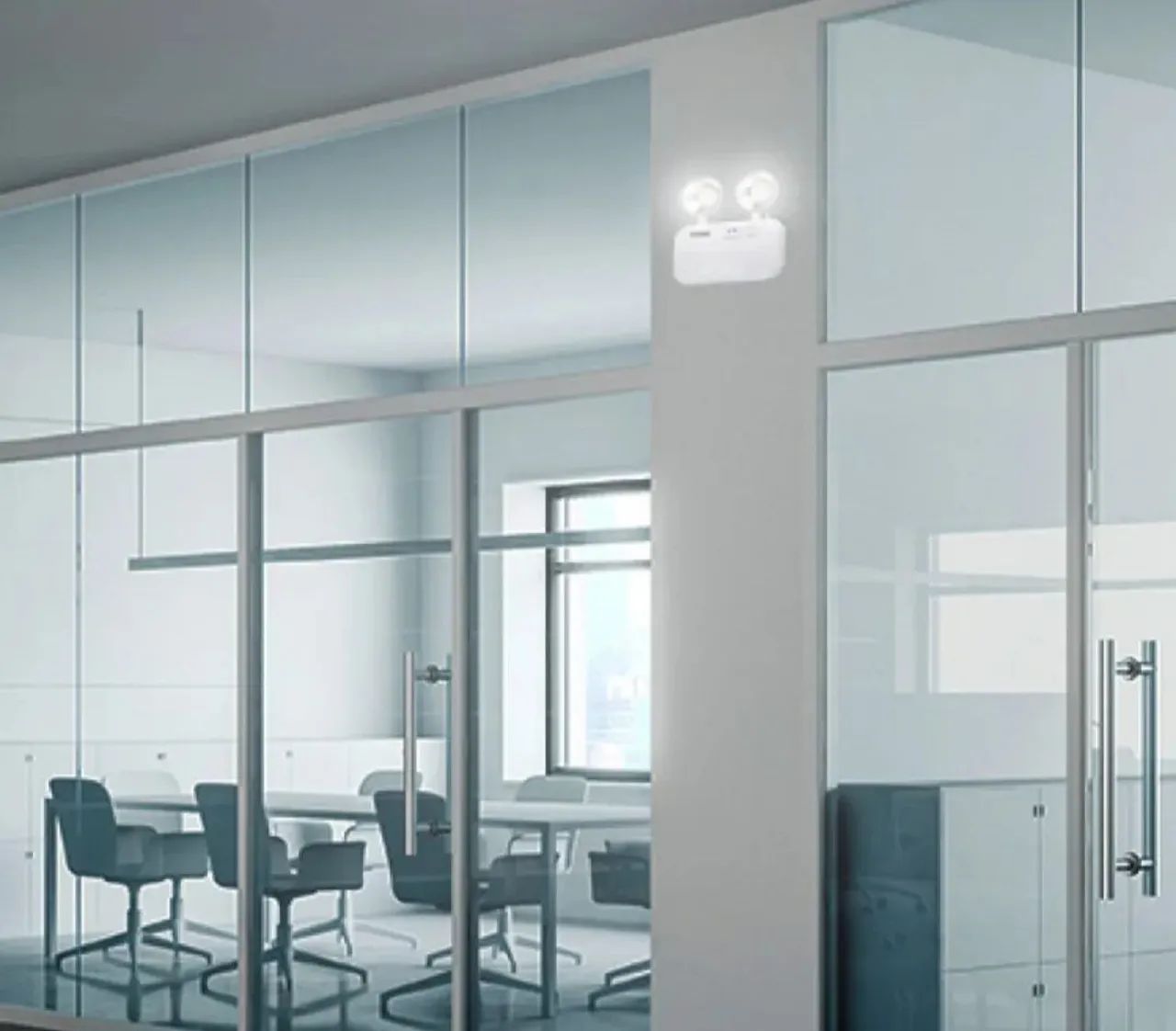 Luminária de Emergência LED 2200 Lumens 2 Faróis Segurimax - Foto 2