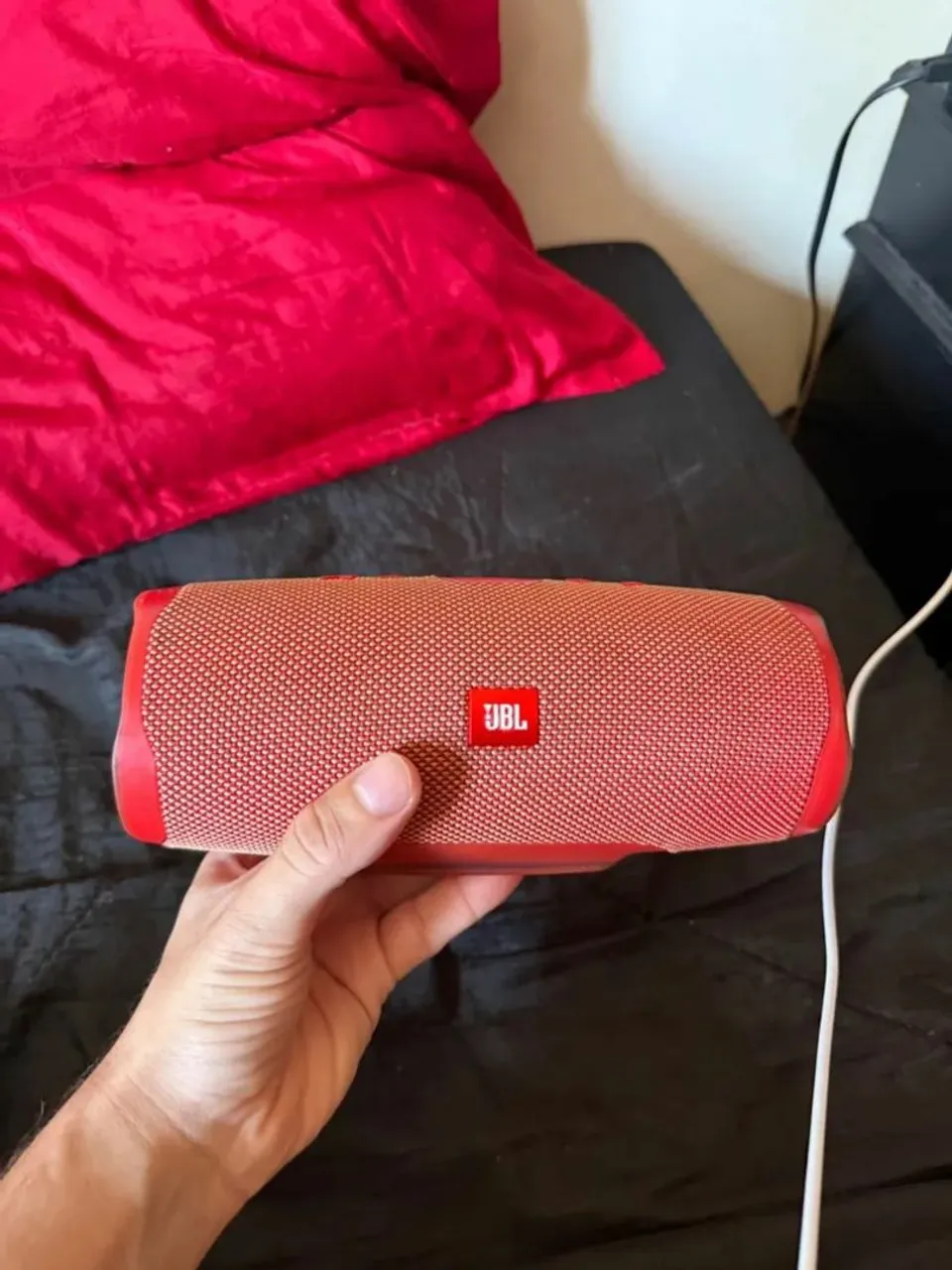 Caixa de Som JBL Portátil - Som Potente e Qualidade!