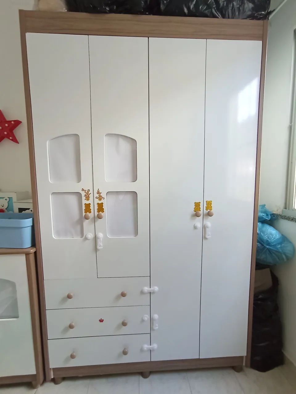 Guarda roupa infantil 