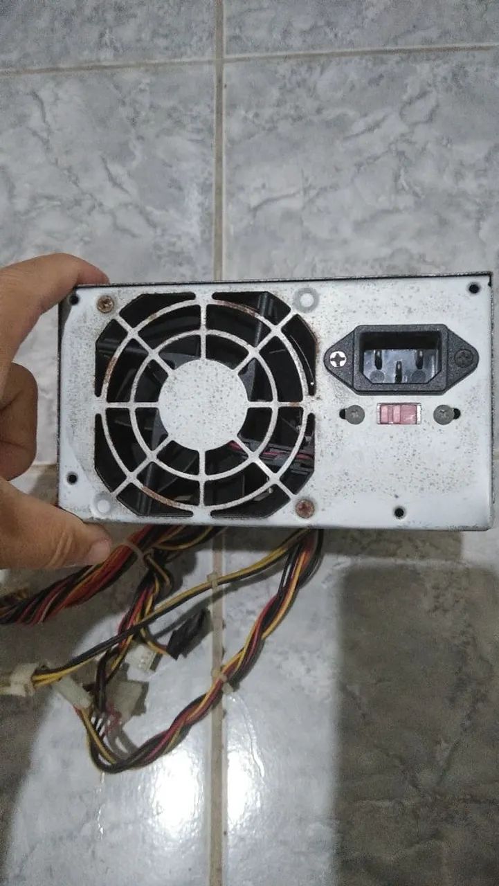 Fonte ATX 230W computador desktop usada - Foto 3