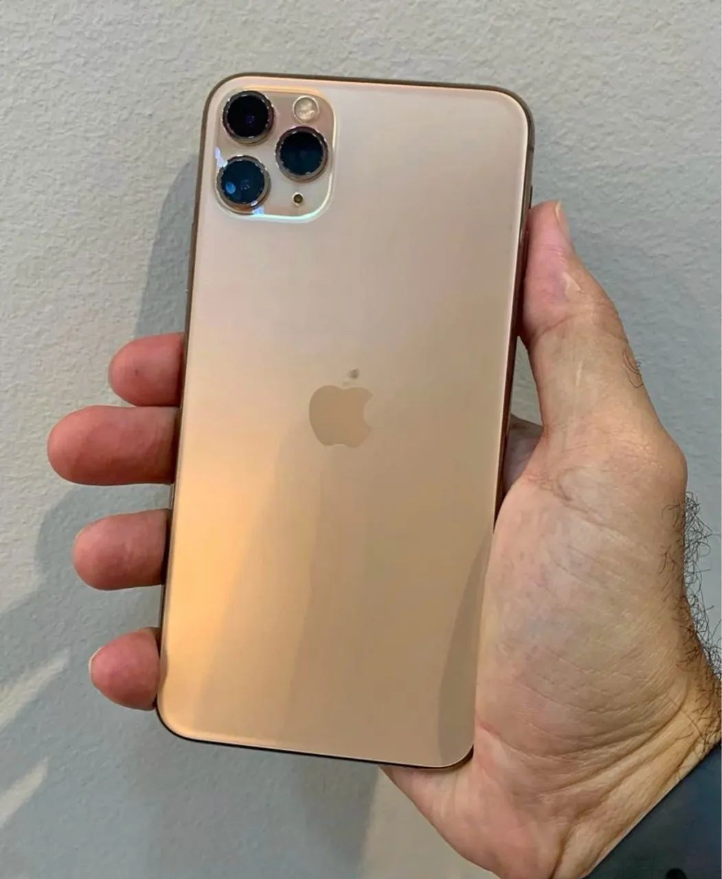 IPHONE 11 PRO MAX Gold - Foto 4
