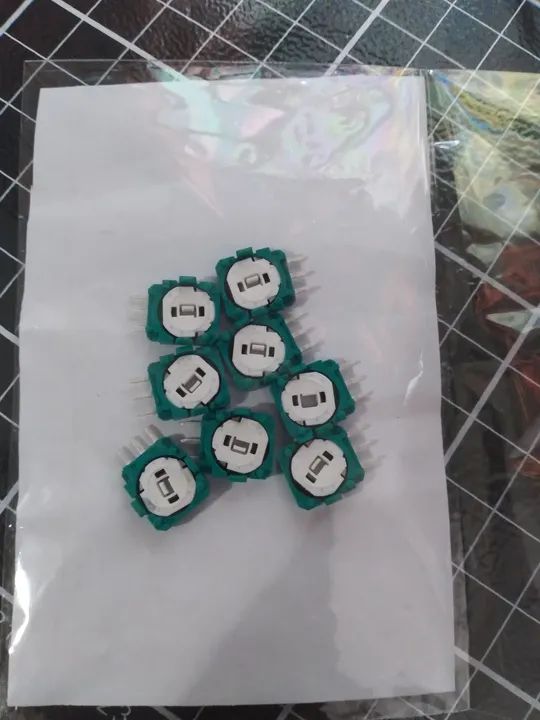 Kit 8 potenciômetro para controle PS5, PS4, Xbox...