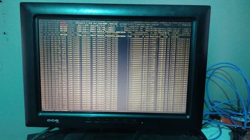 Monitor Cce Wide Lwi-145 Lcd 14 Preto