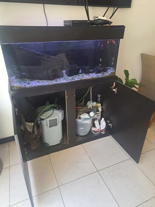 Aquário 120 Litros com Armário - Foto 4