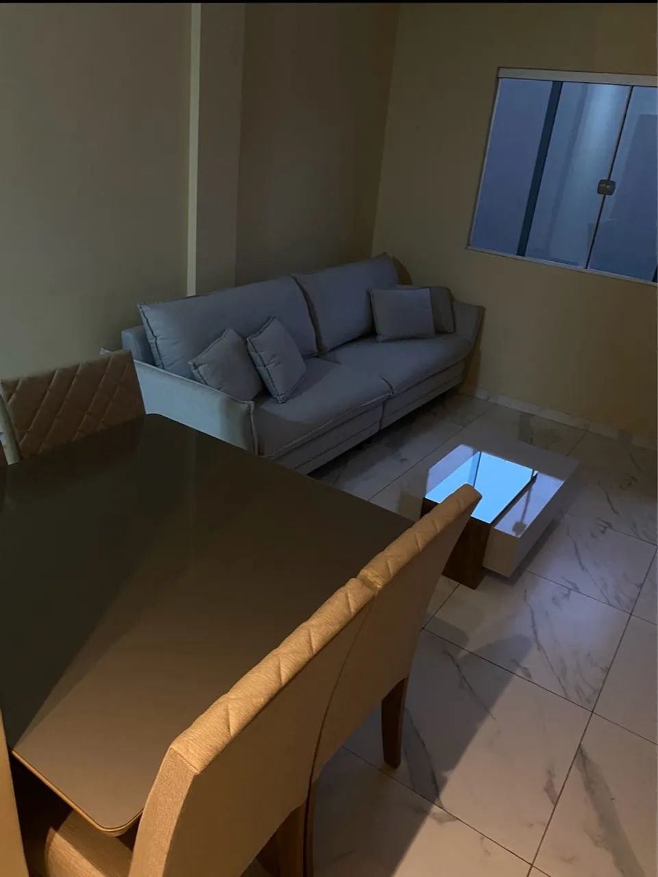 Sofá 5 lugares moderno e confortável