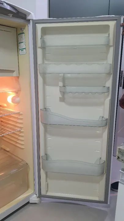 Geladeira Consul Frost free