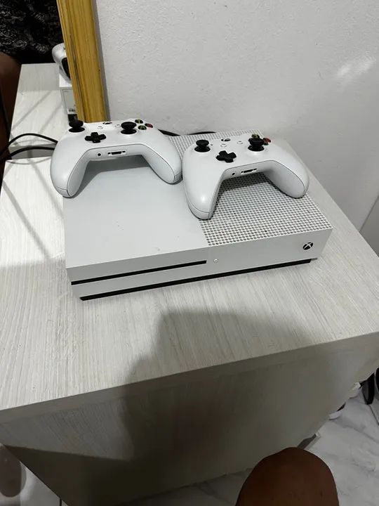 Xbox one S+ 2 Controles - Foto 2
