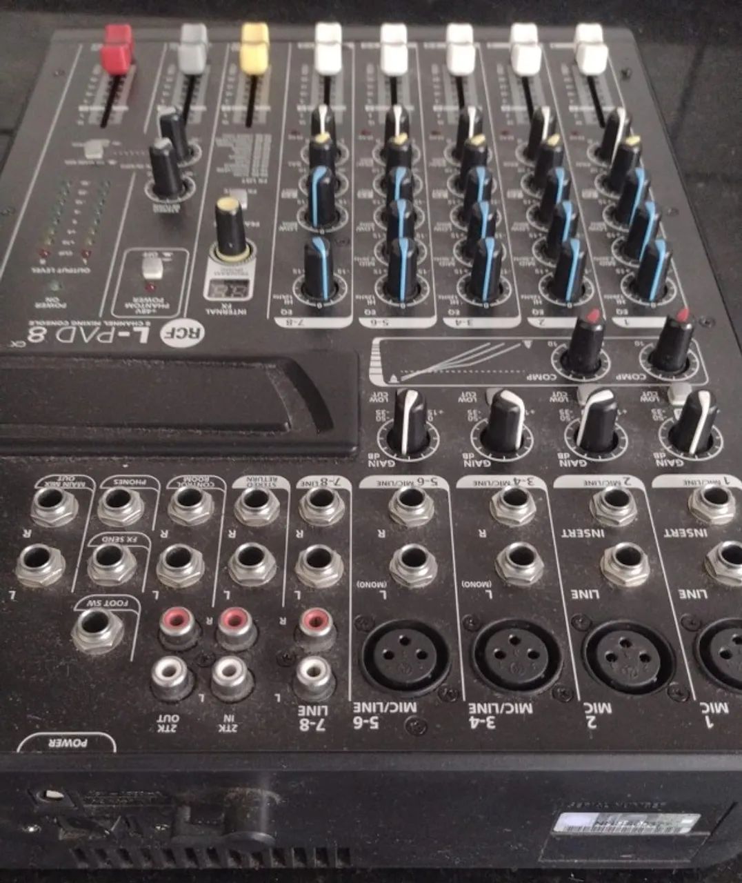 Mesa RCF L-Pad 8 Analógica com efeito - Foto 2