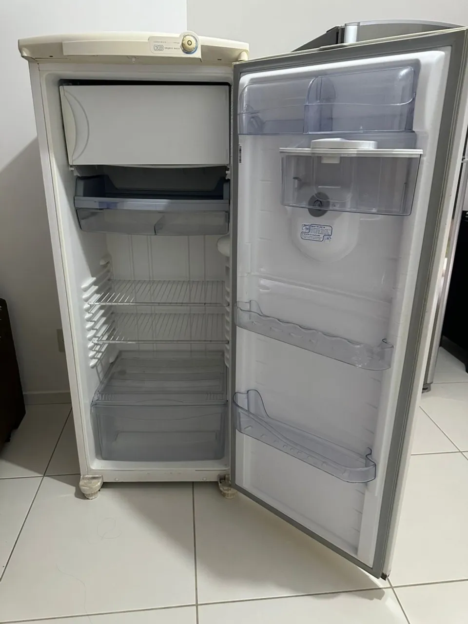 Geladeira Frost Free Branca