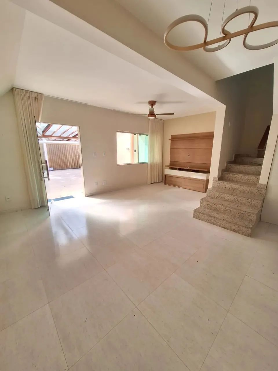 Casa duplex com 4/4 (Proximo ao Colégio Sartre Coc) - Foto 4