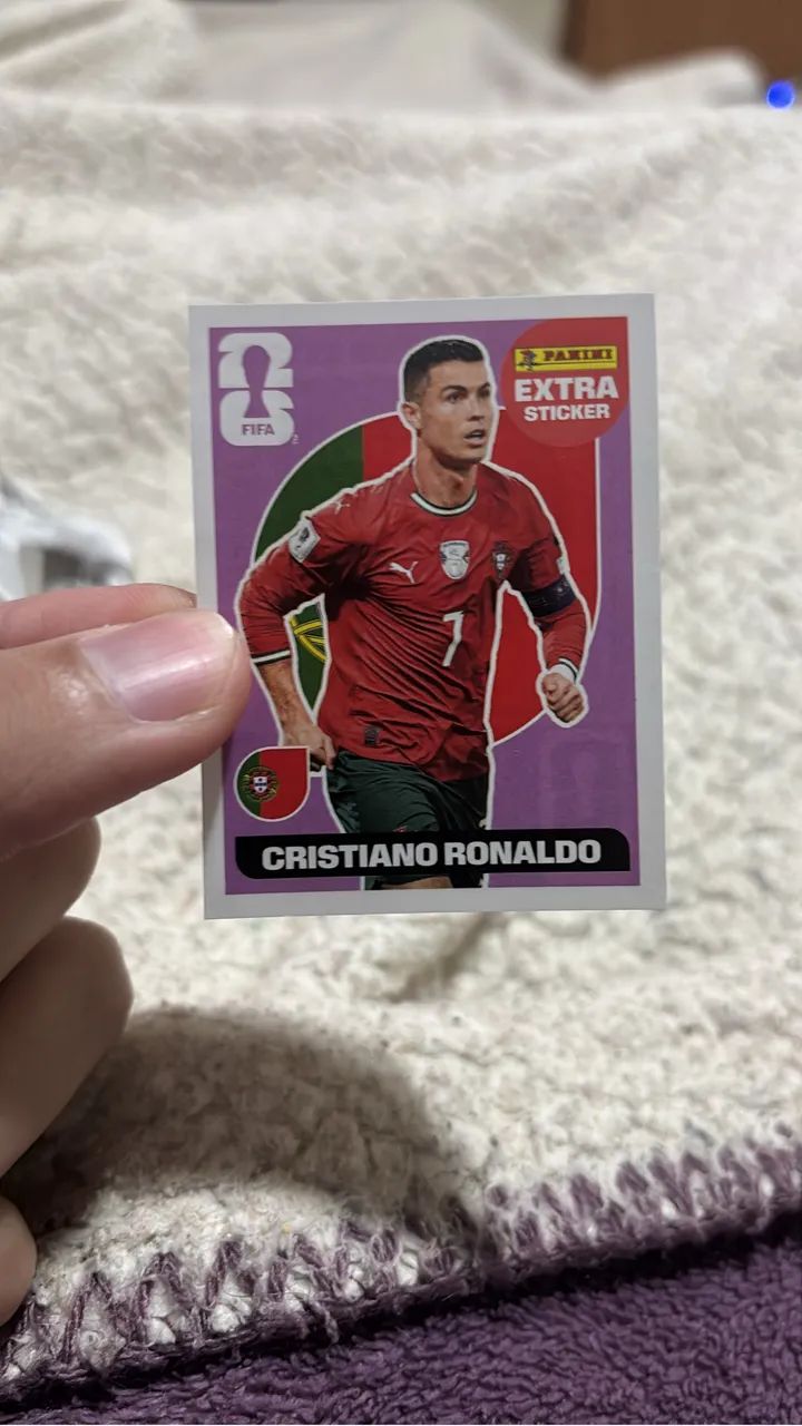 Figurinha legend roxa Cristiano Ronaldo 