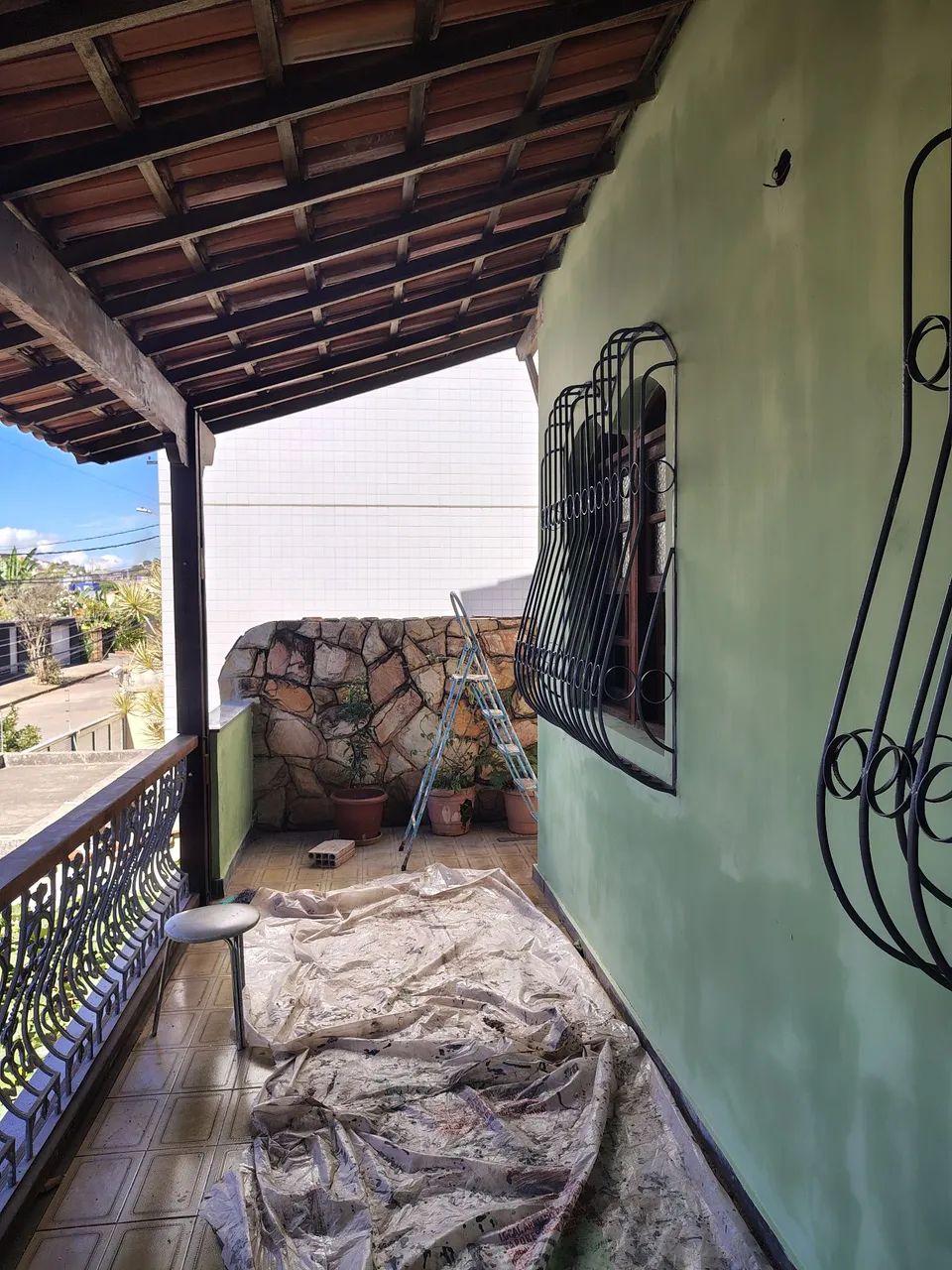 Serviço de pintura de paredes e madeira  - Foto 2