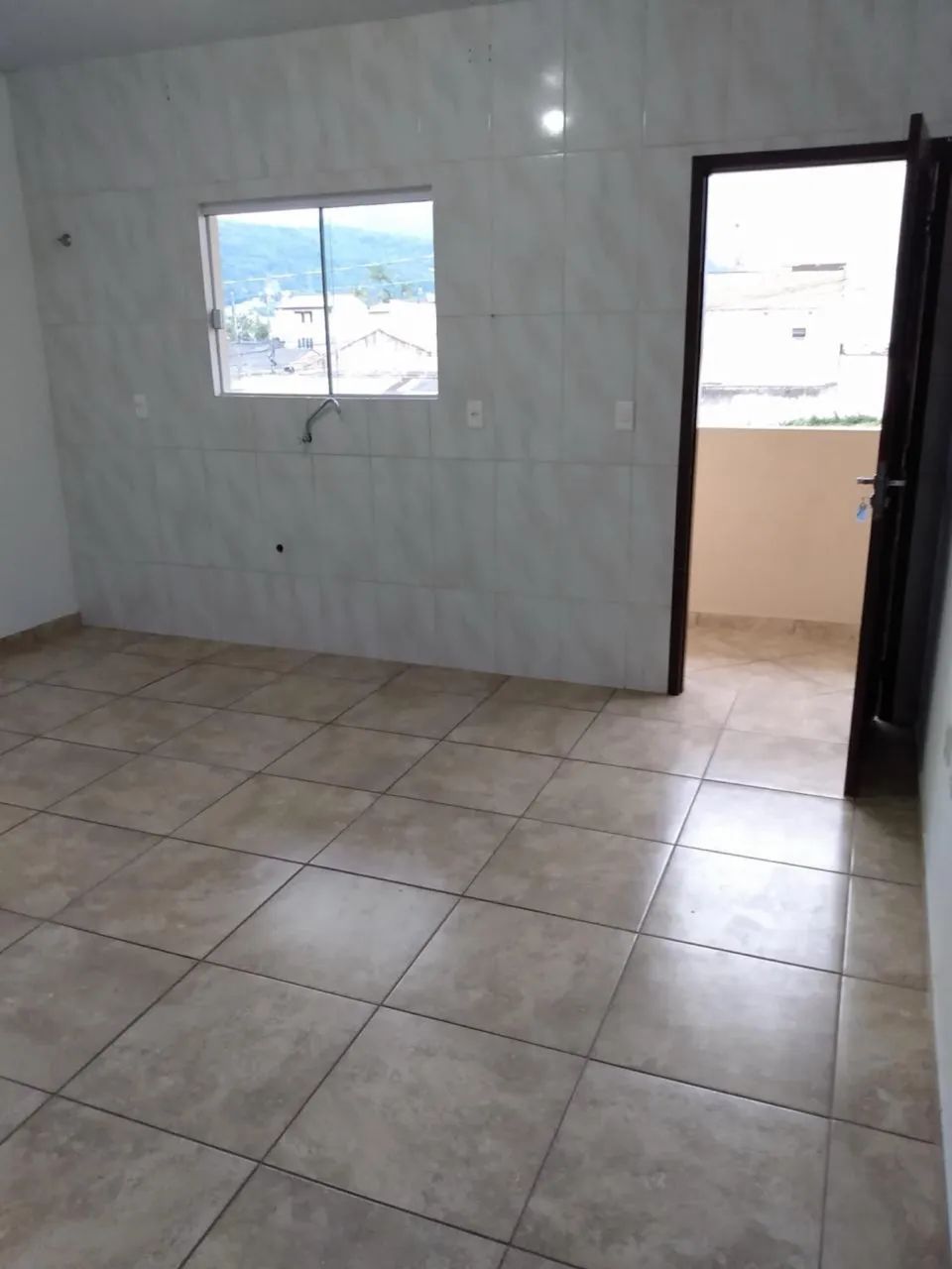 Aluga-se kitnet em serraria SJ 