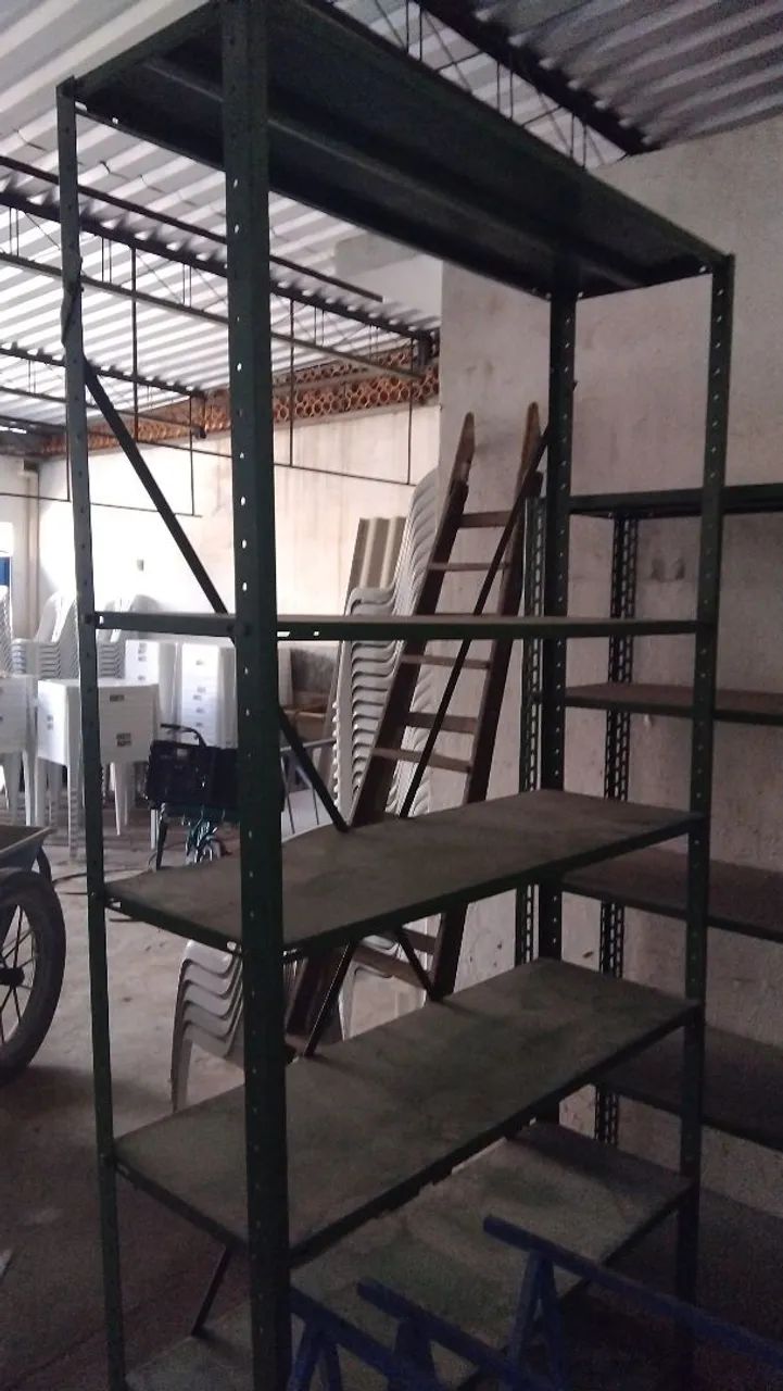 Estante de aço 
