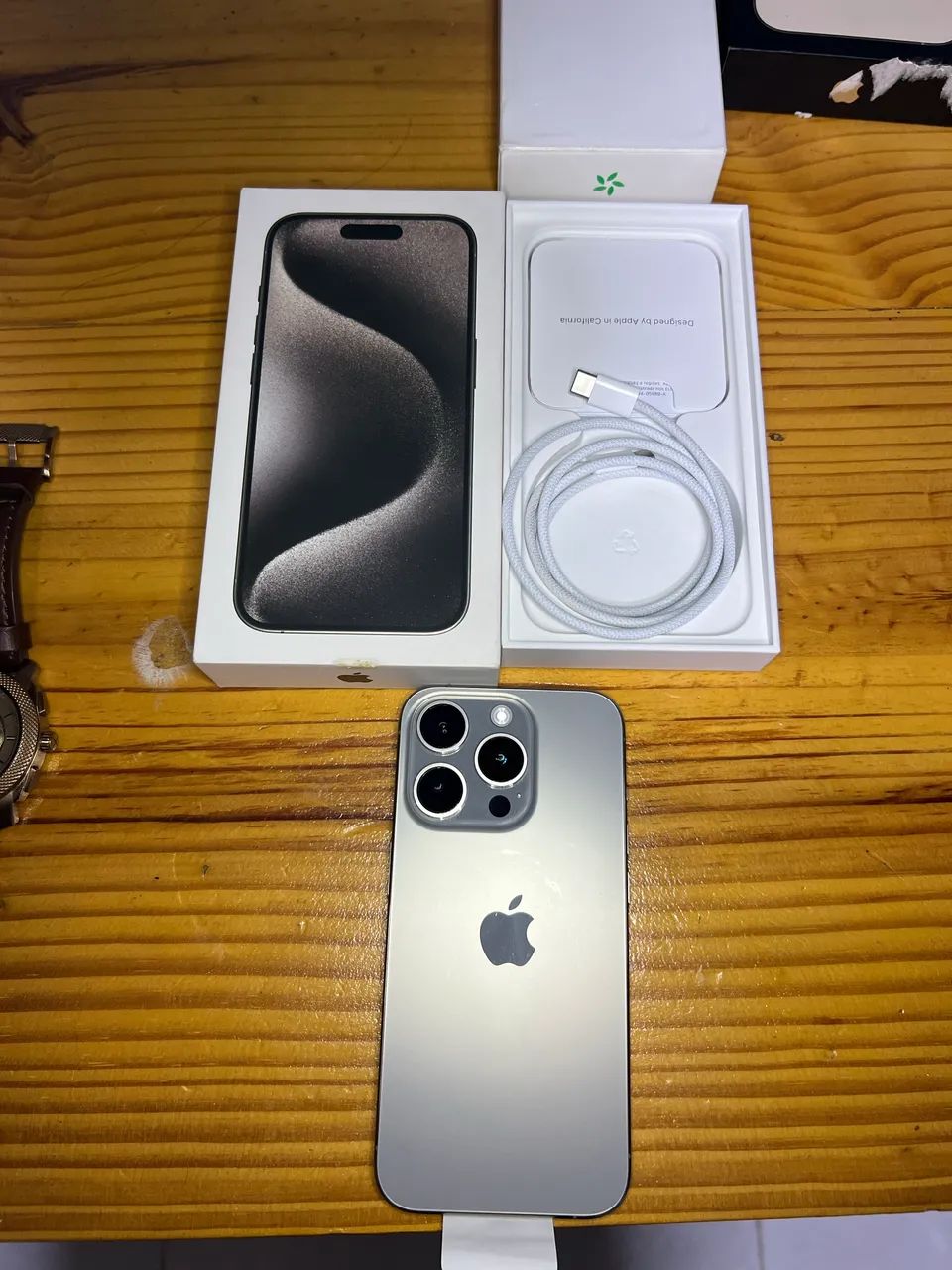 iPhone 15 Pro Natural Titanium - Foto 2