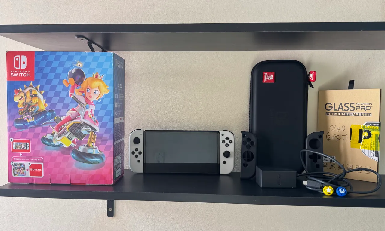 Nintendo Switch Oled 64gb - Consoles de Vídeo Game - Tabajara