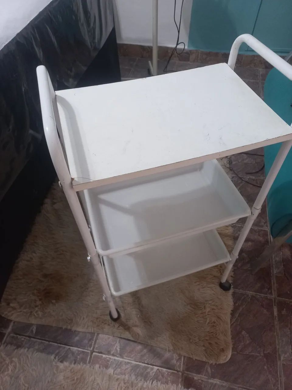 Carrinho auxiliar estetica - Foto 2