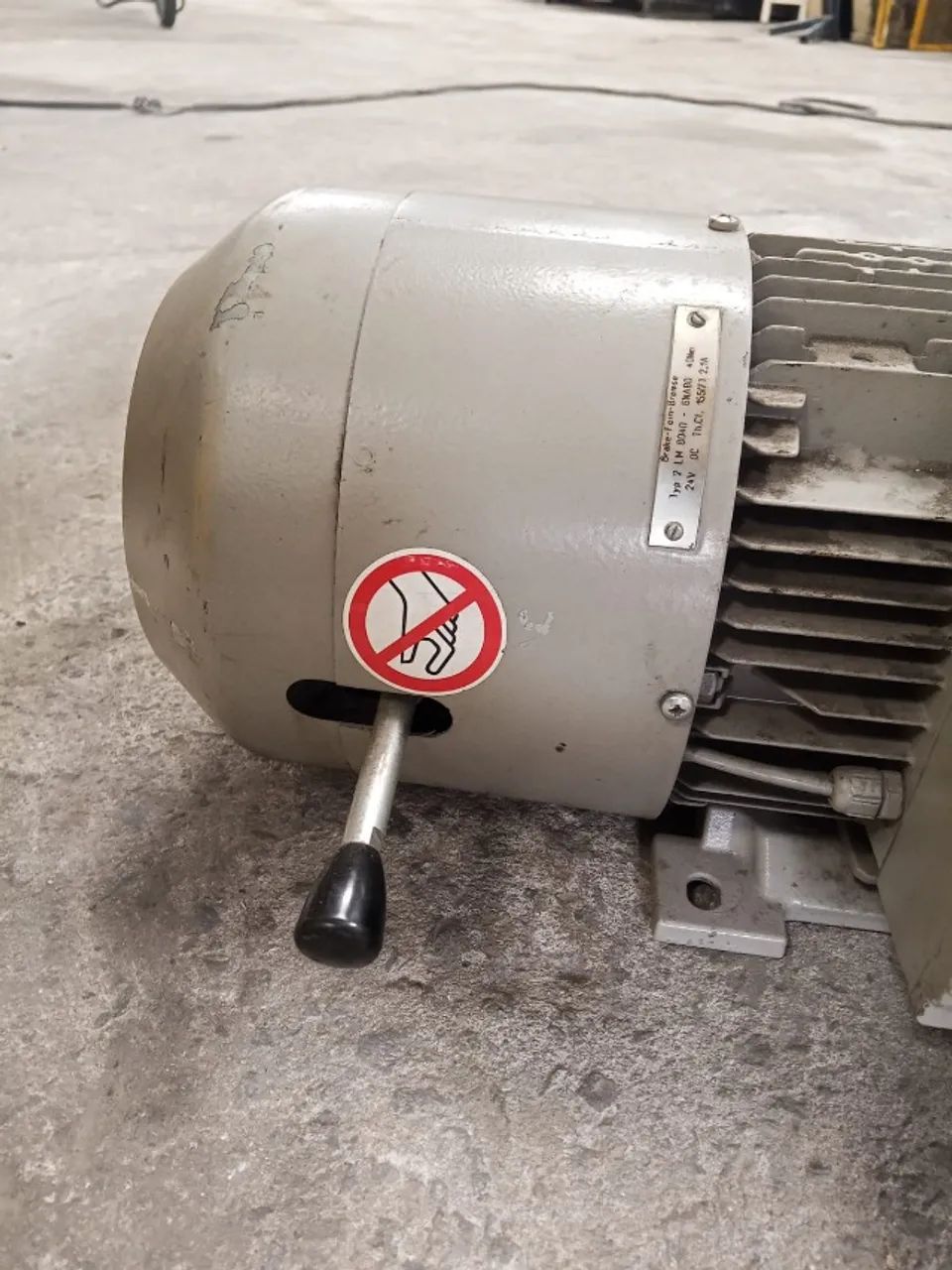 Motor Elétrico Siemens 4 Cv 1740 Rpm 220/380 / -- 01127 Nc - Foto 4