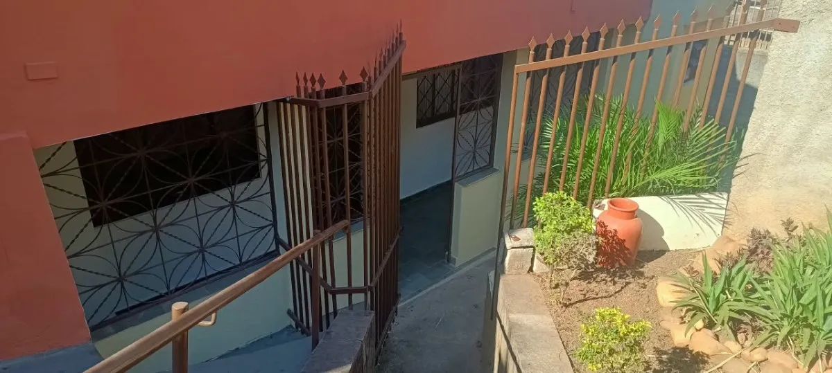 Casa com 2 quartos para alugar em Belo Horizonte