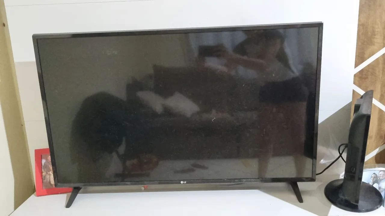 TV com LED danificado - Foto 5