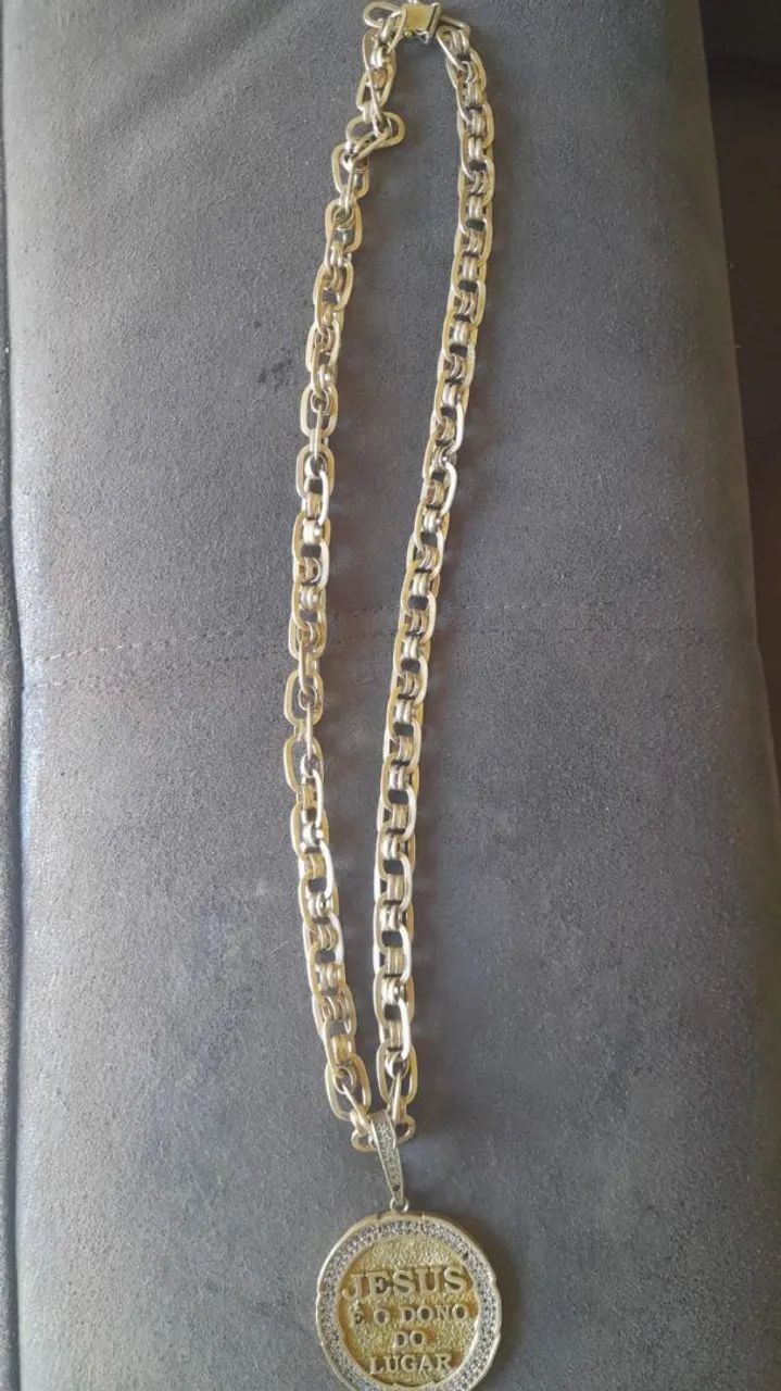 Cordão de moeda antiga 