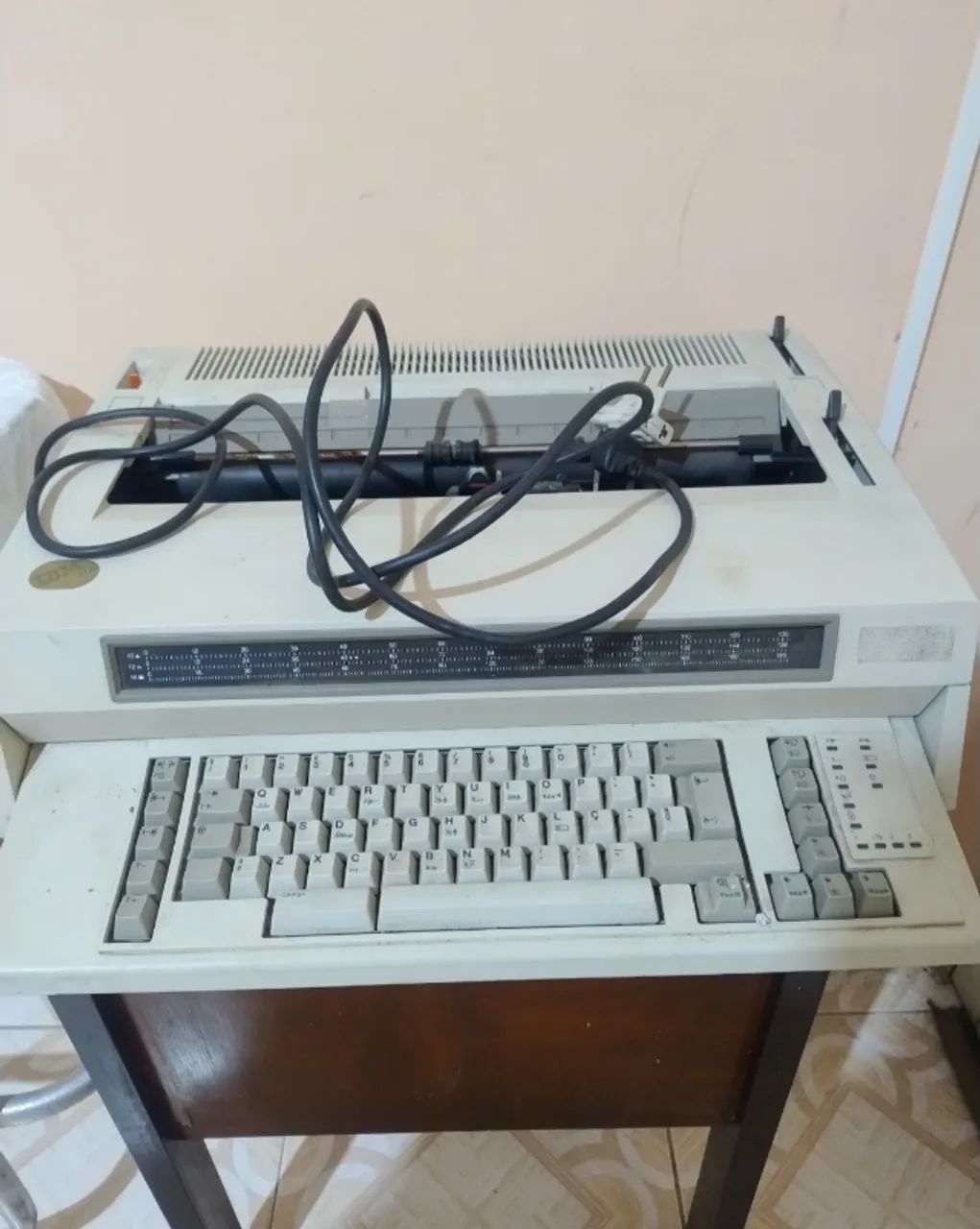 Máquina de escrever IBM 65049959089153120