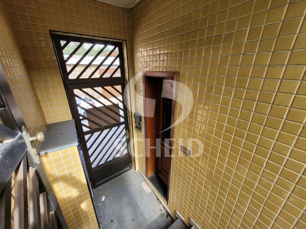 Terreno residencial de 208m2 com pequena construção em Interlagos - Foto 4