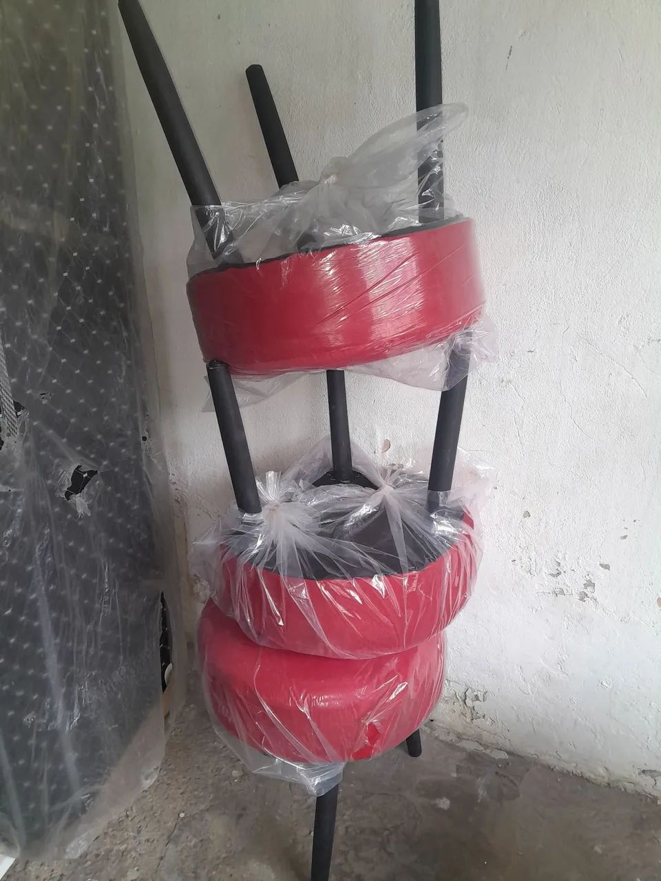 Puff Banqueta Redondo, R$ 60,00 a unidade 