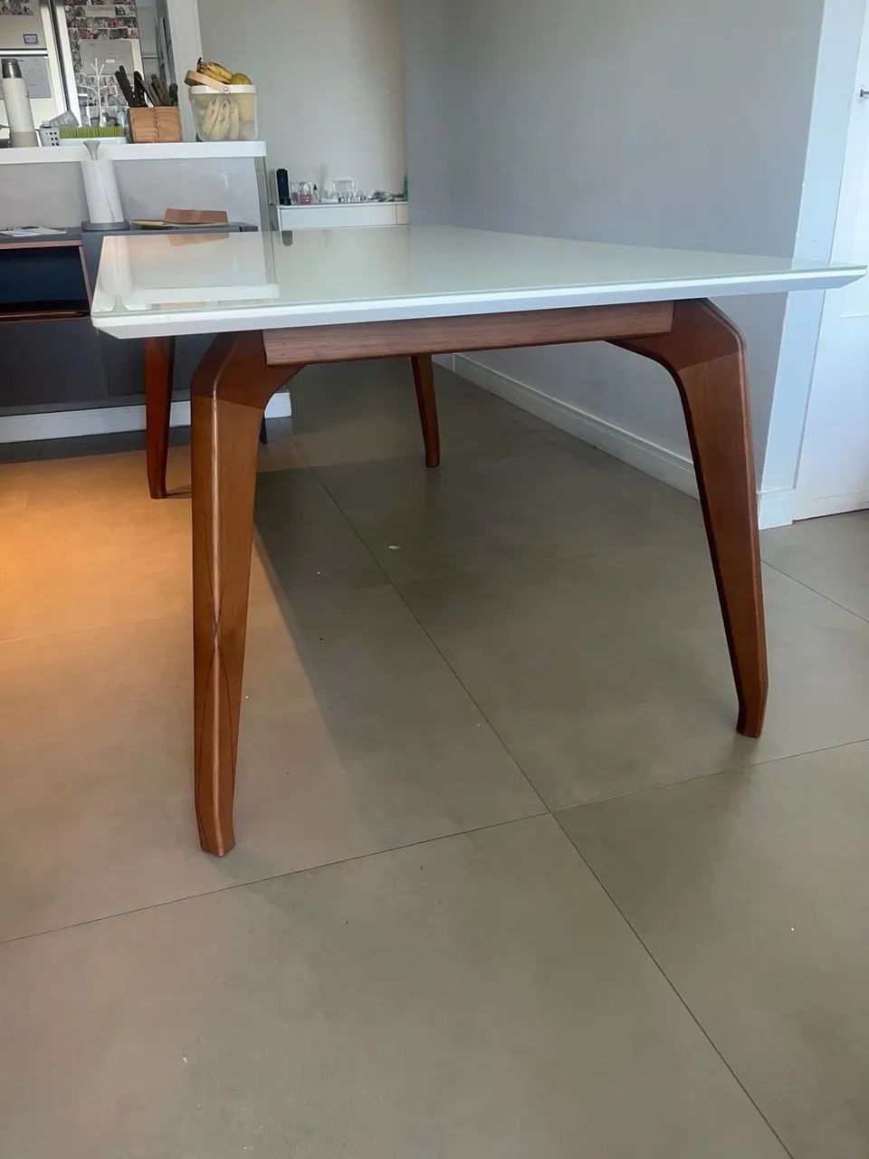 Mesa 6 lugares (com cadeiras) - Foto 3